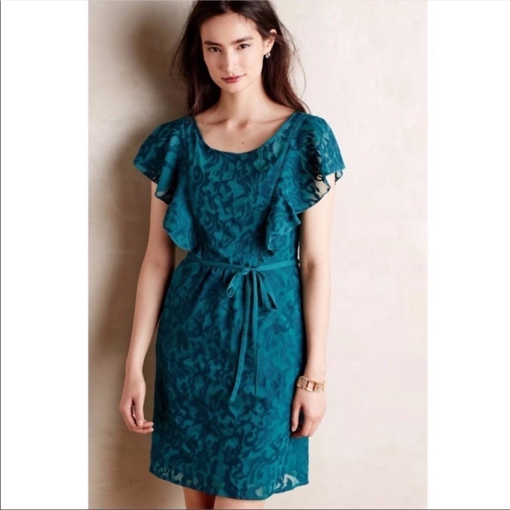 Moulinette Soeurs Fluttered Scrollwork